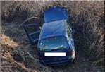 Auto fuori strada a Montanera